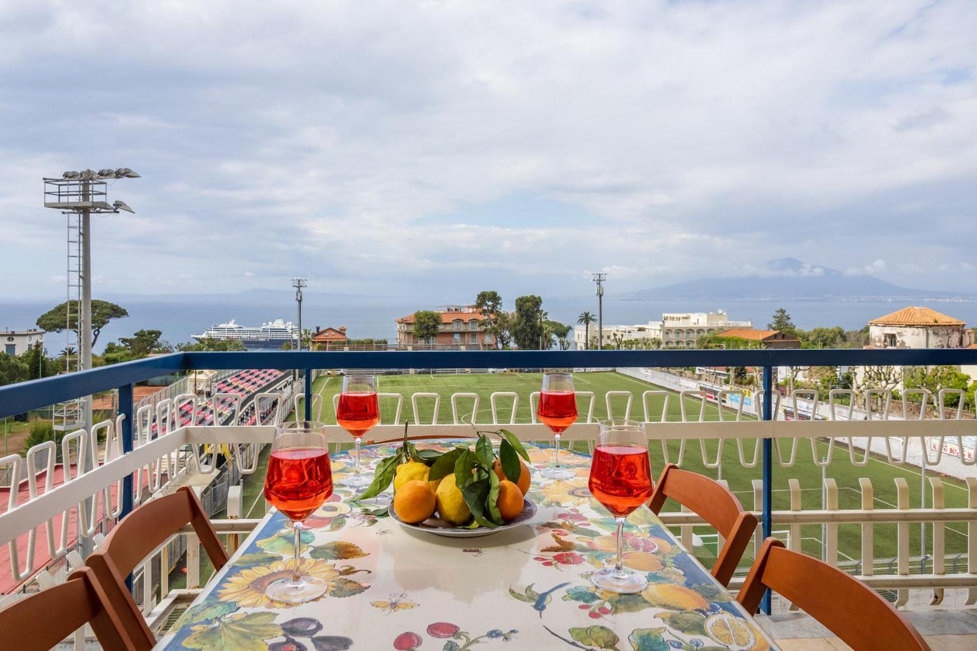 Residenza Le Sirene City Center Sorrento Exterior foto