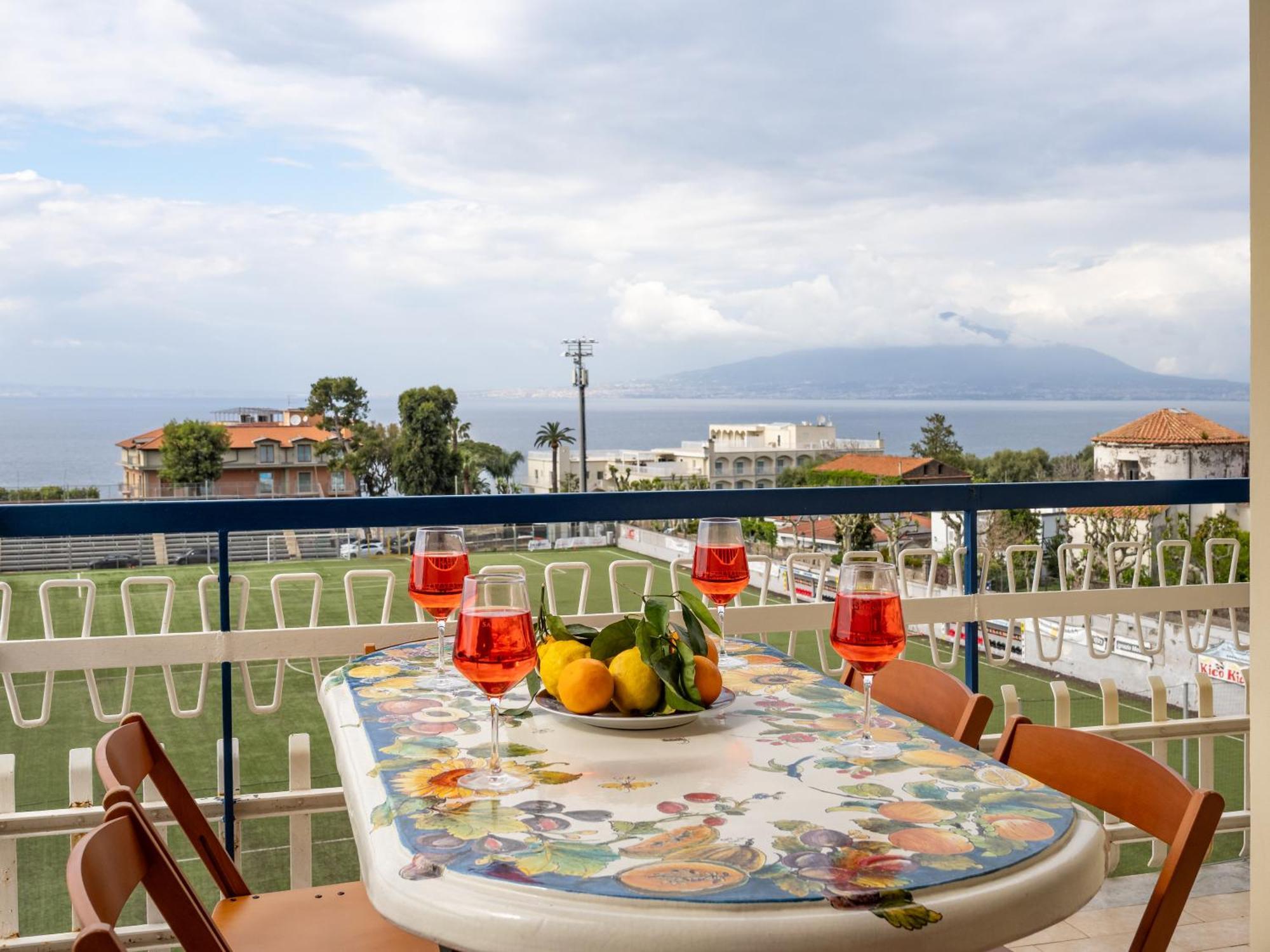 Residenza Le Sirene City Center Sorrento Exterior foto